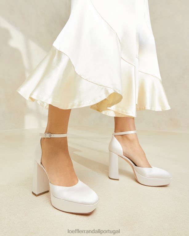 Loeffler Randall mulheres selina plataforma fechada sapato creme FF0JR52